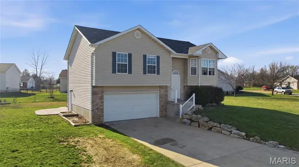$247,500 | 111 Joe D Drive, Jonesburg, MO 63351