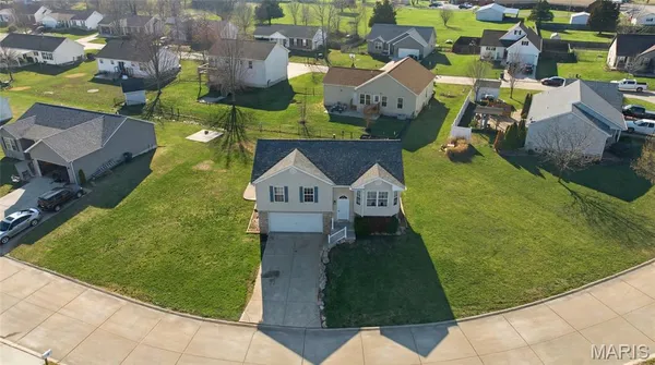 $247,500 | 111 Joe D Drive, Jonesburg, MO 63351