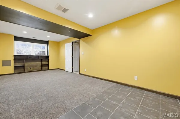 $247,500 | 111 Joe D Drive, Jonesburg, MO 63351