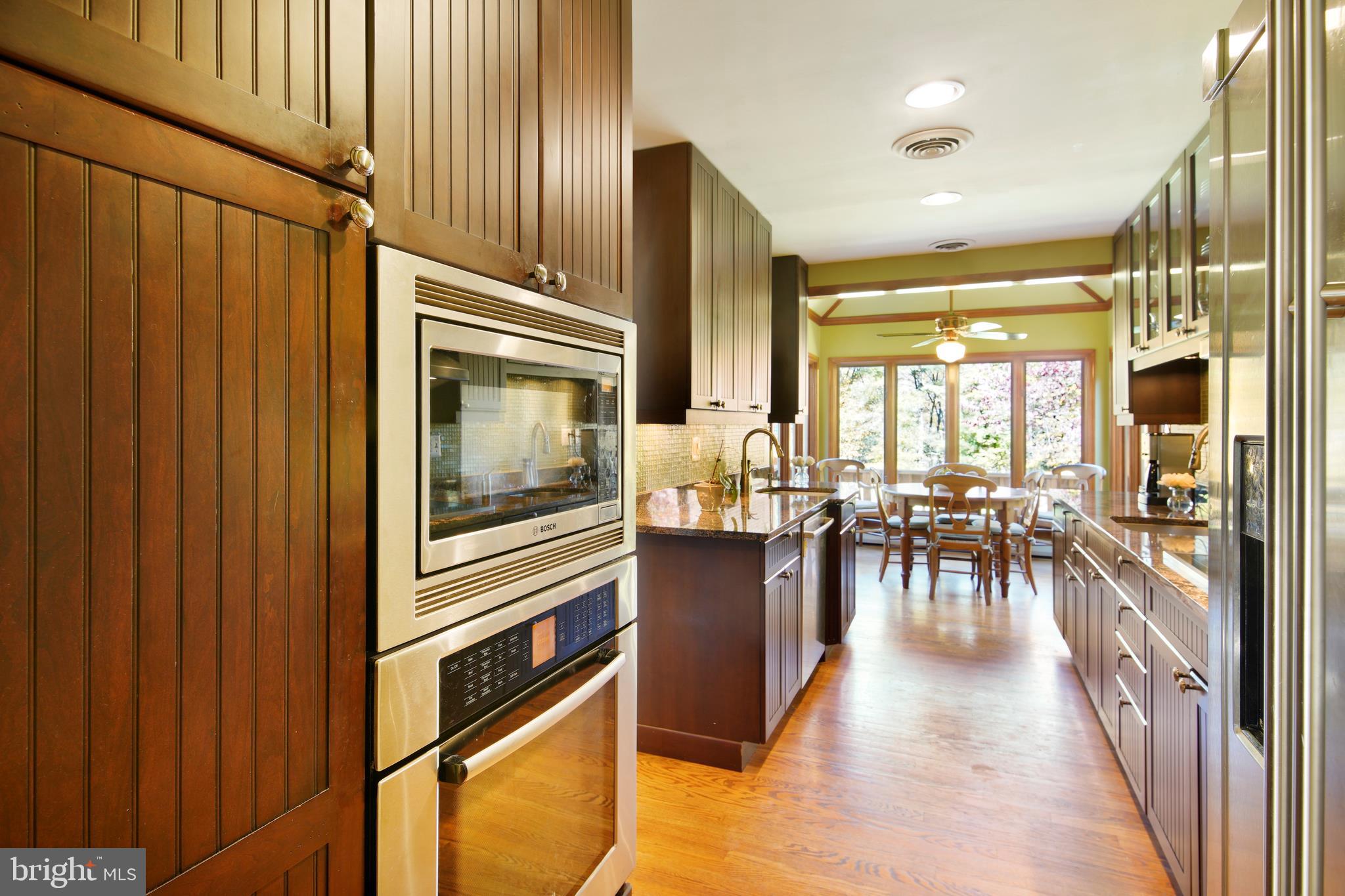 9211 Warfield Road Gaithersburg, MD 20882 - Photo 22 of 95 Updated Gourmet Kitchen
