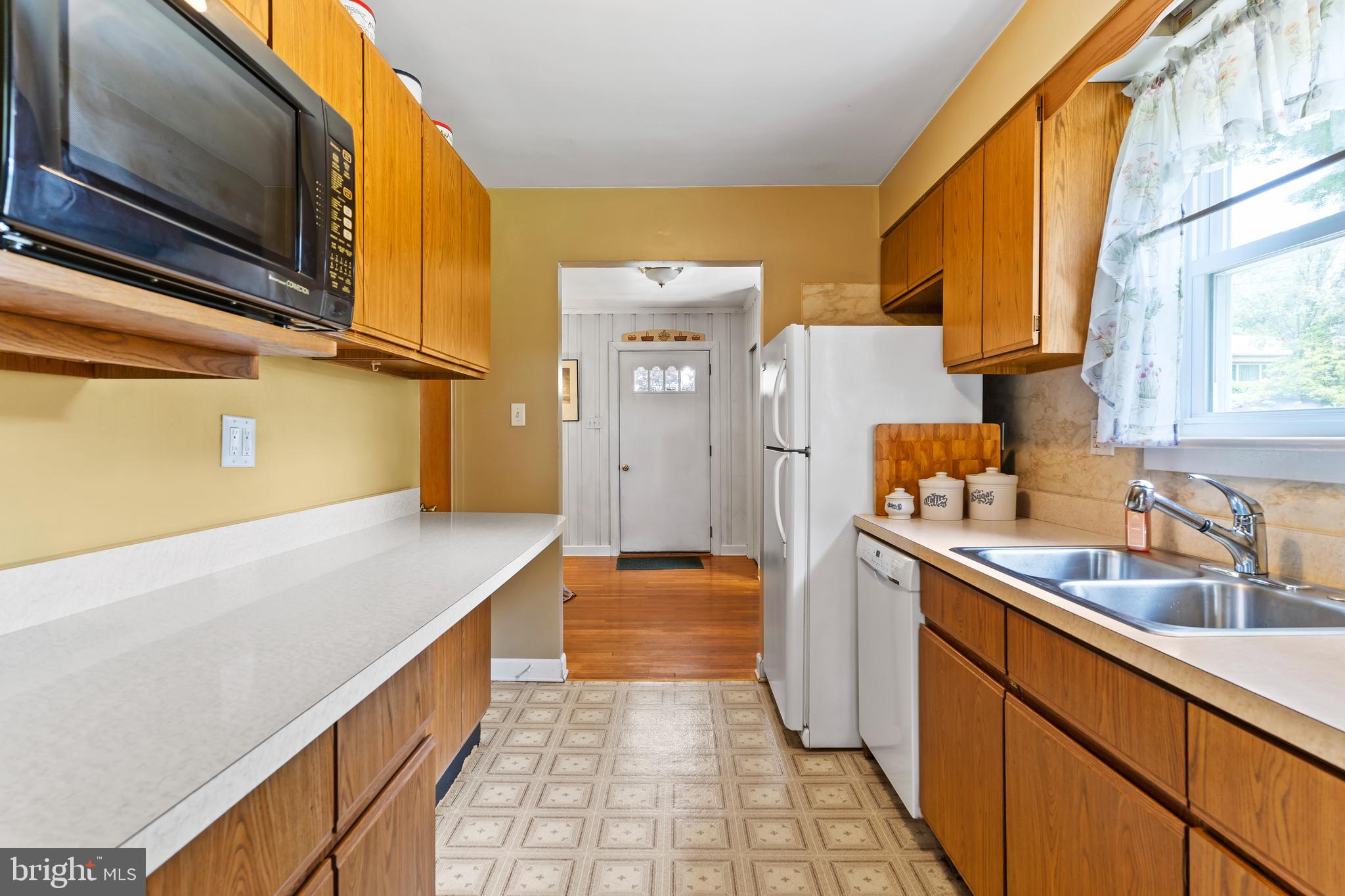 1107 Enterline Road Harrisburg, PA 17110 - Photo 20 of 32 Gallery Image 20