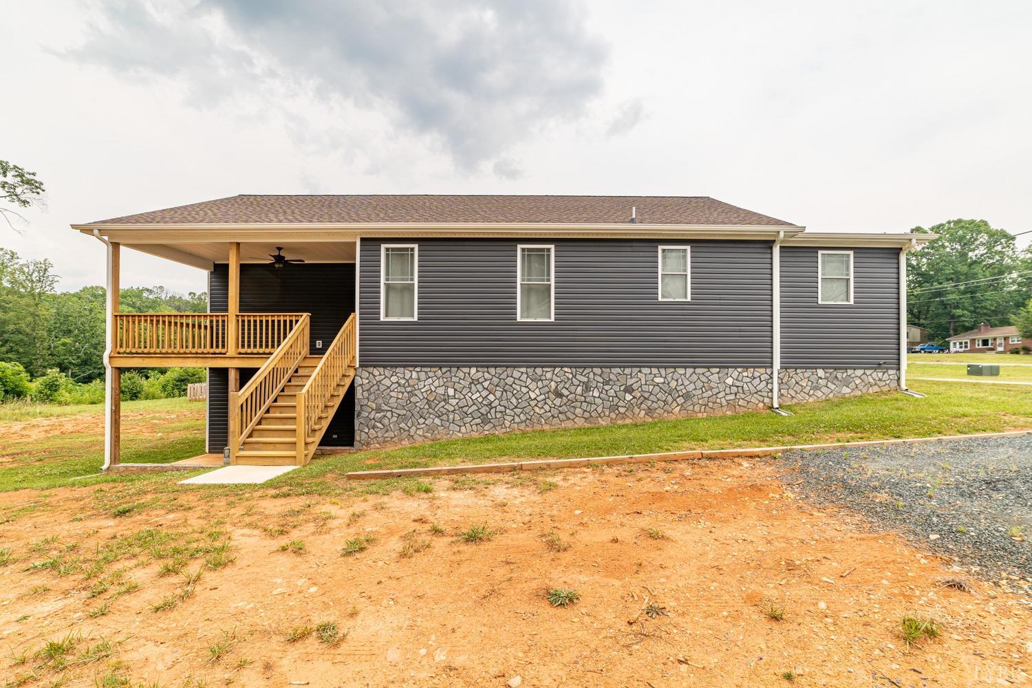 344 Winesap Road Madison Heights, VA 24572 - Photo 3 of 63