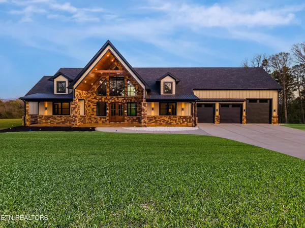 $1,299,900 | 411 Meadow Road, Greenback, TN 37742