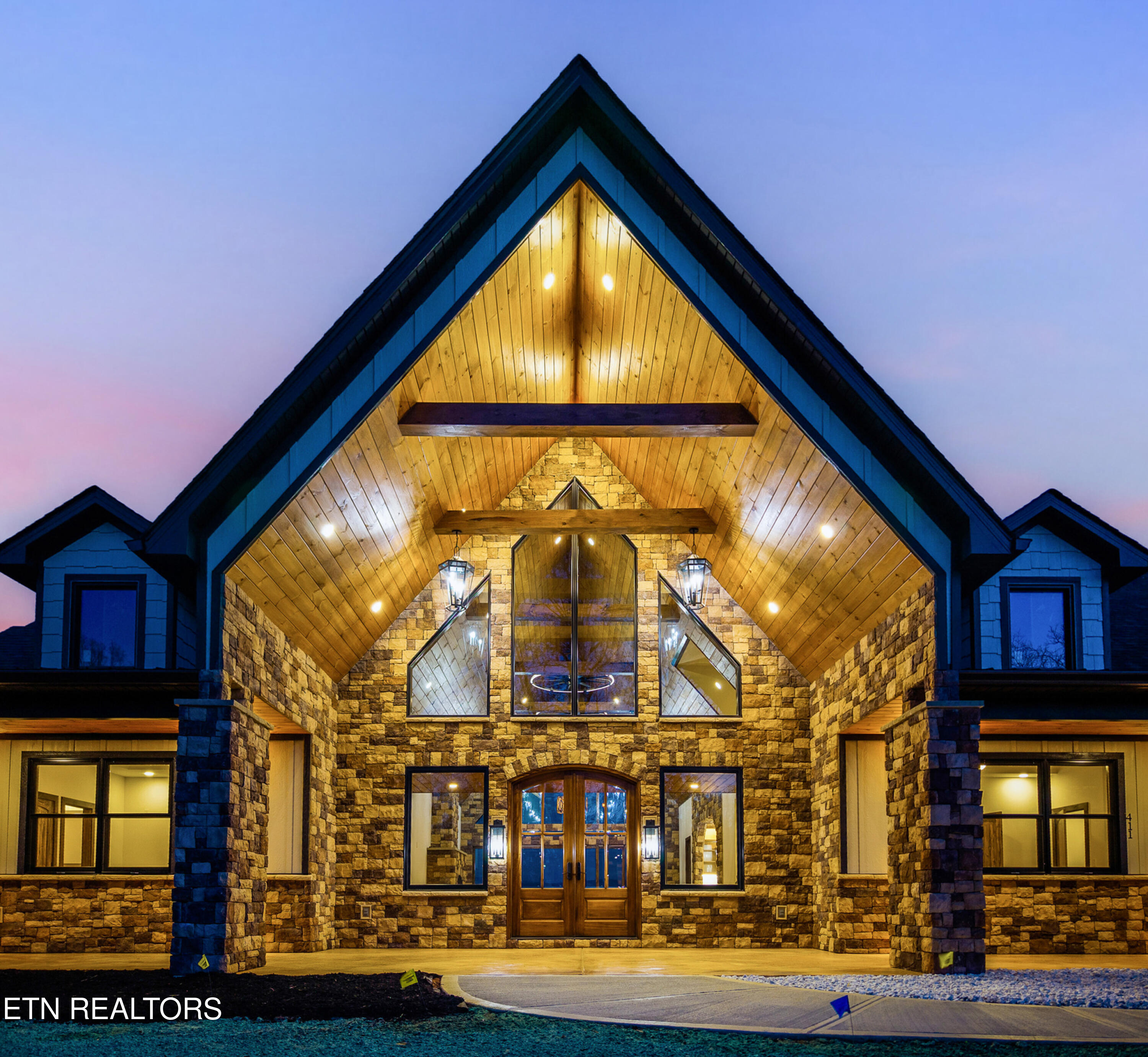 411 Meadow Road Greenback, TN 37742 - Photo 3 of 56 19_20_411_meadow_rd_0175