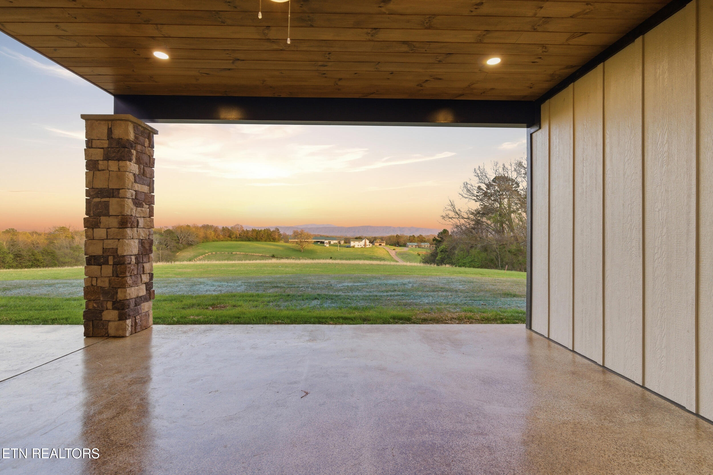 411 Meadow Road Greenback, TN 37742 - Photo 48 of 56 74_76_411_meadow_rd_0158