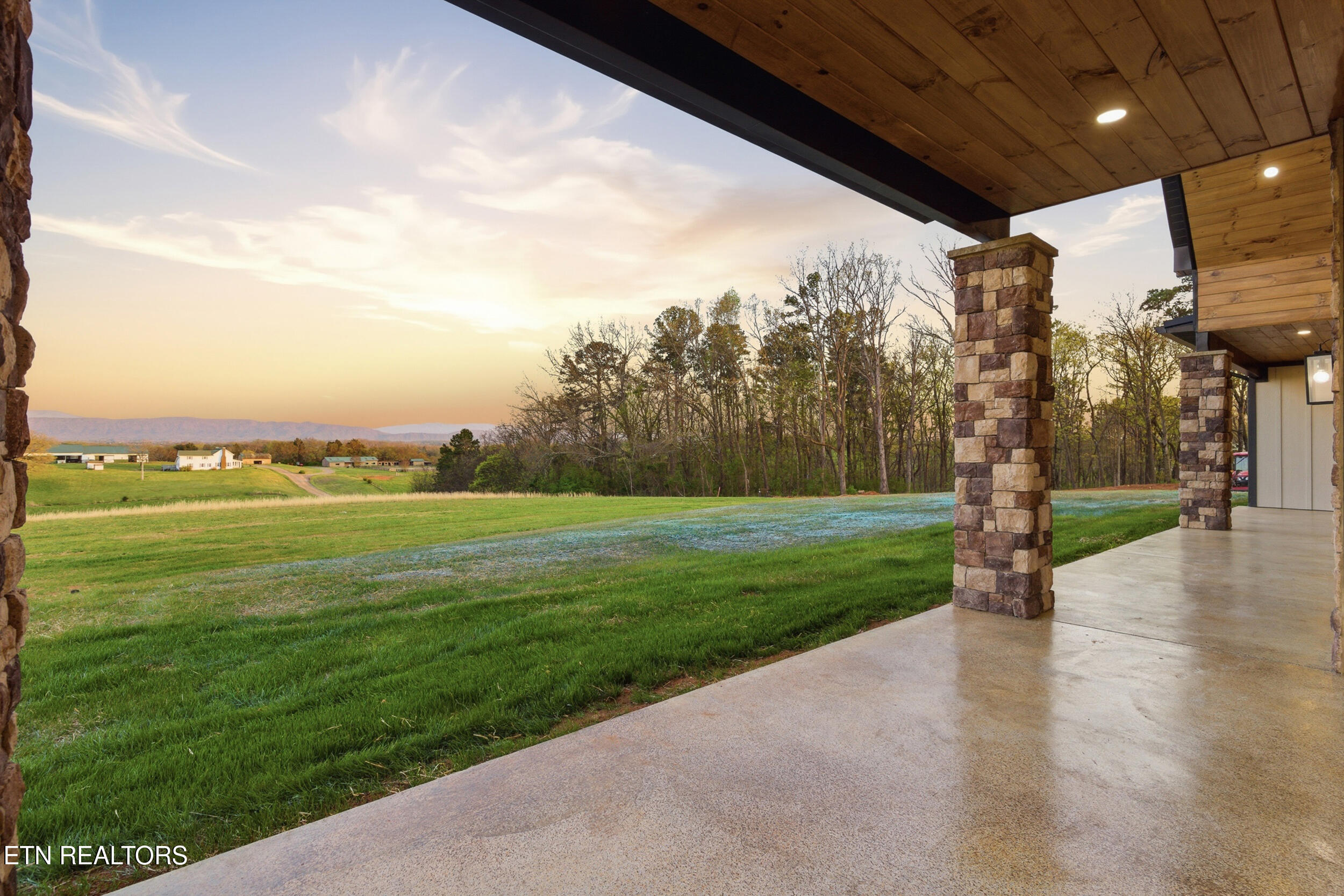 411 Meadow Road Greenback, TN 37742 - Photo 49 of 56 75_77_411_meadow_rd_0161