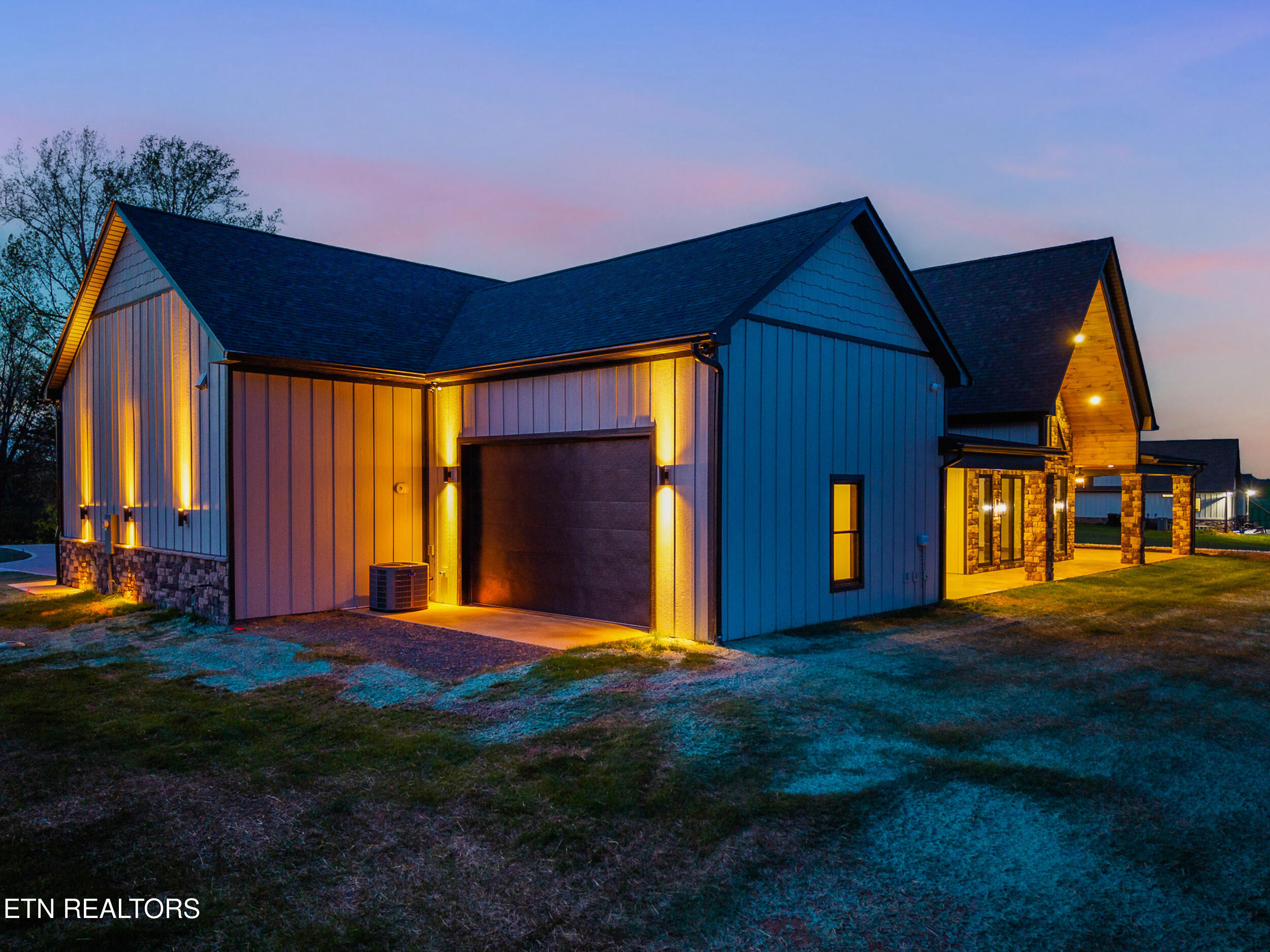 411 Meadow Road Greenback, TN 37742 - Photo 8 of 56 23_24_411_meadow_rd_0187