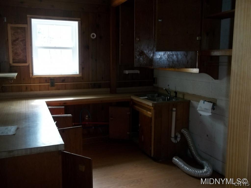 1508 Vienna Road Sylvan Beach, NY 13157 - Photo 3 of 14