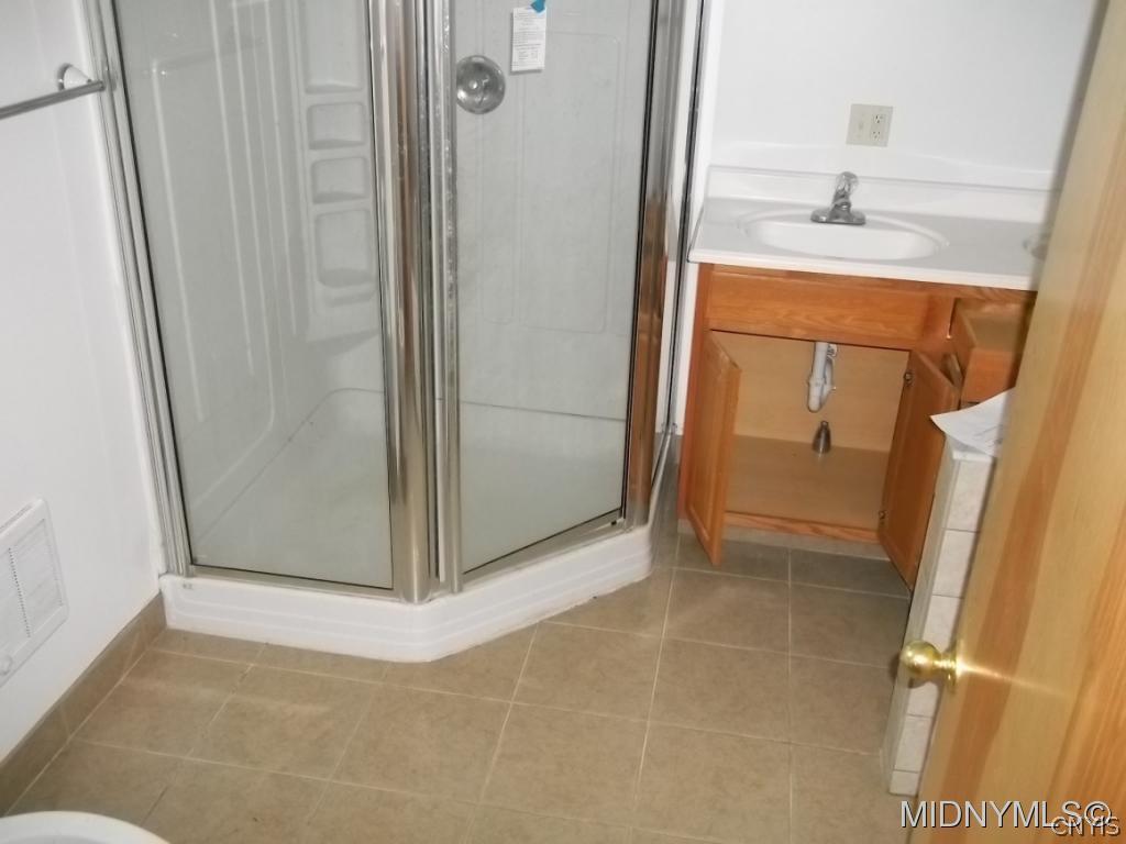 1508 Vienna Road Sylvan Beach, NY 13157 - Photo 4 of 14