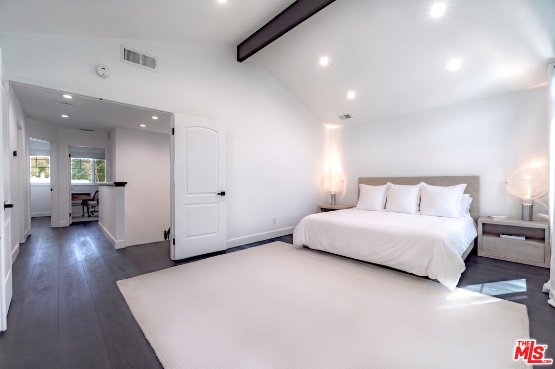 23604 Real Court Valencia, CA 91355 - Photo 18 of 35