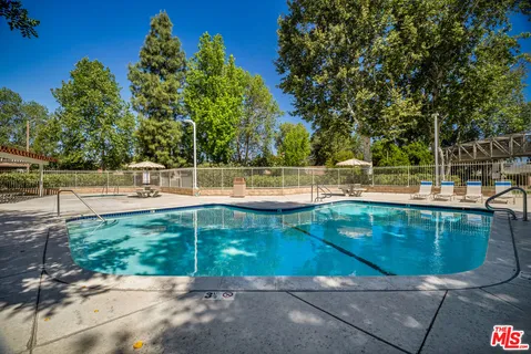 $1,100,000 | 23604 Real Court, Valencia, CA 91355