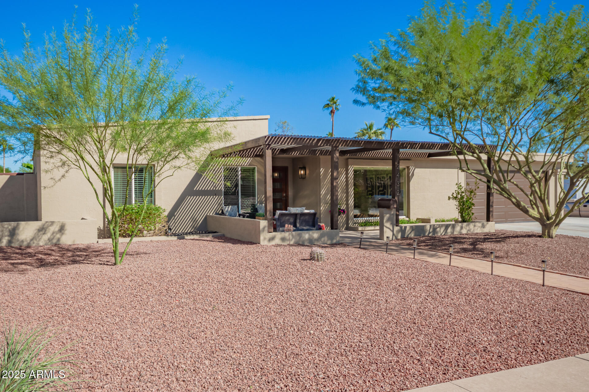 2432 East Cochise Road Phoenix, AZ 85028 - Photo 6 of 33 04 - Cochise