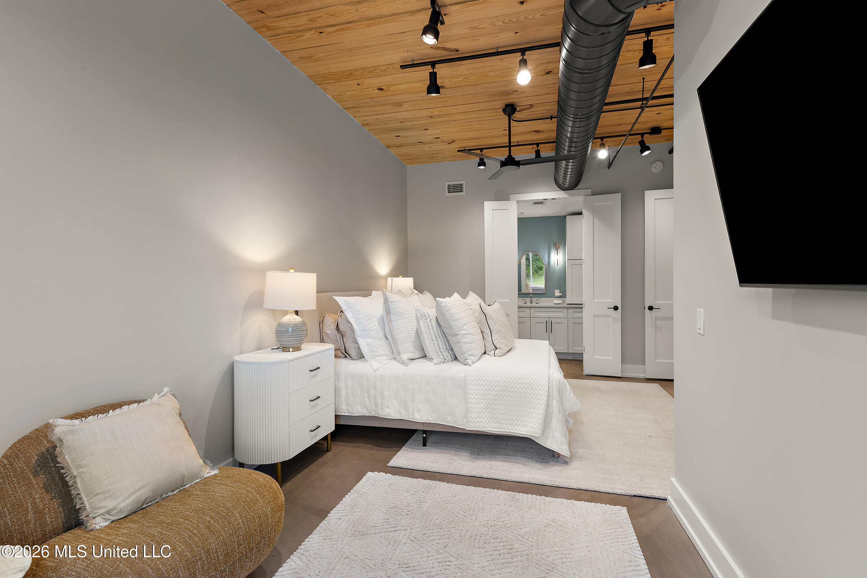 145 Republic Street, Unit 703 Madison, MS 39110 - Photo 25 of 39 08-HTP_2128