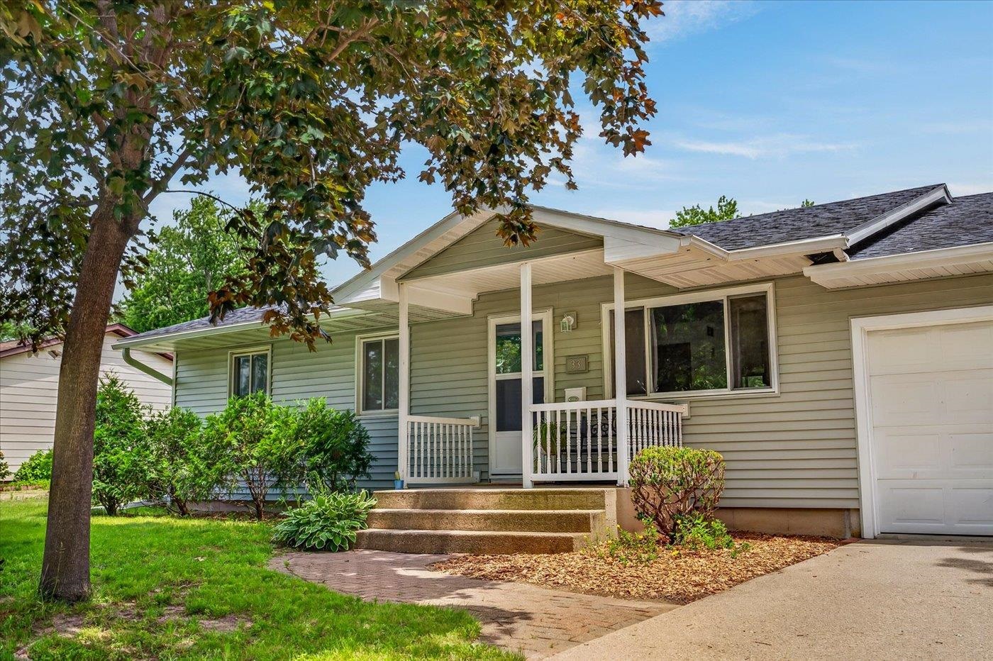 33 Belmont Road Madison, WI 53714 - Photo 5 of 40