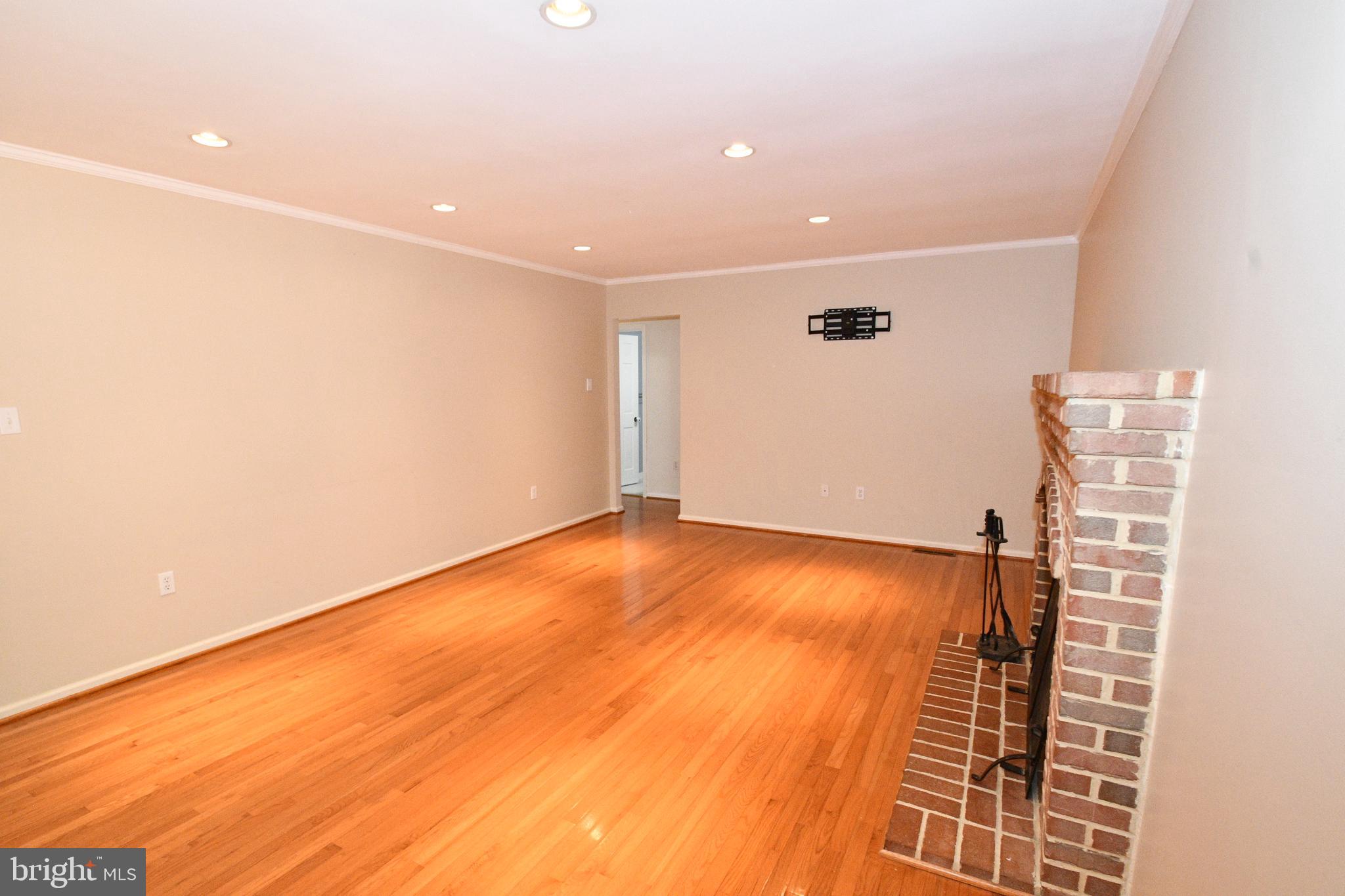 15916 Marlington Drive Dumfries, VA 22025 - Photo 12 of 34 Family