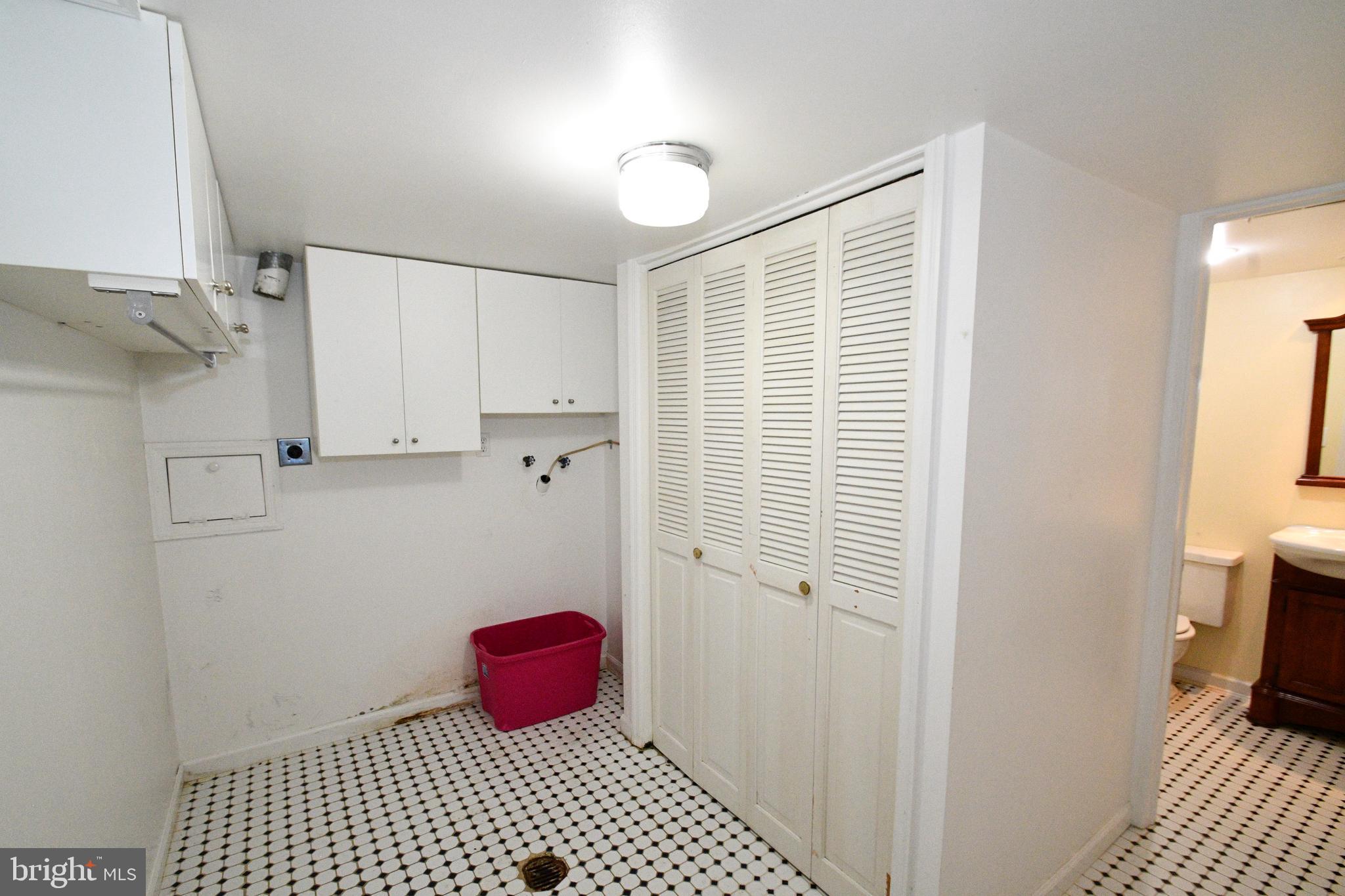 15916 Marlington Drive Dumfries, VA 22025 - Photo 27 of 34 Laundry