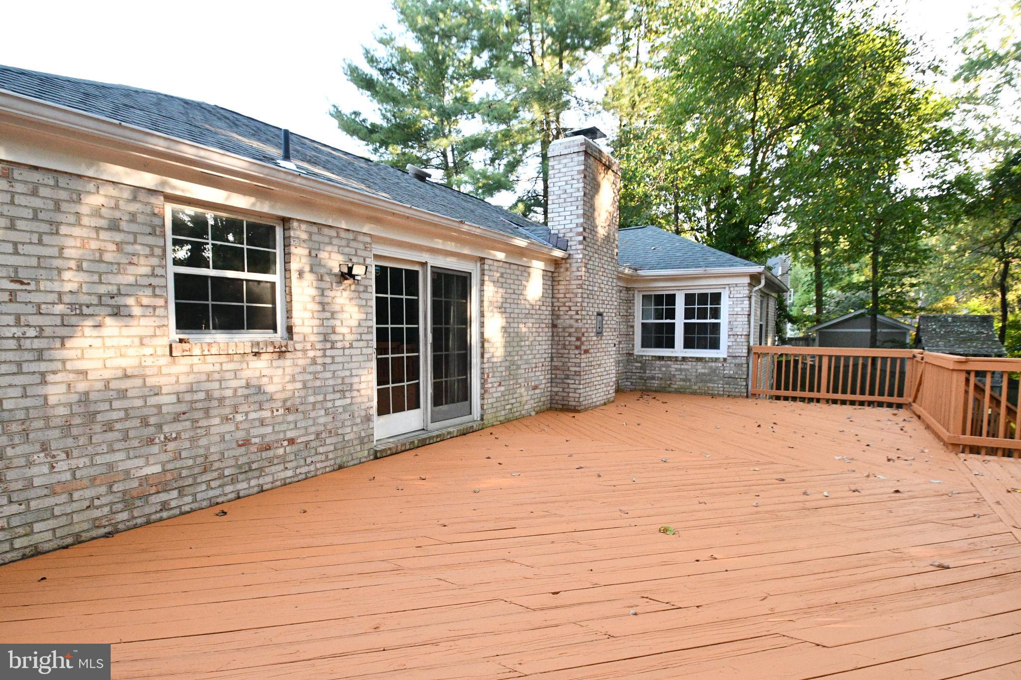 15916 Marlington Drive Dumfries, VA 22025 - Photo 32 of 34 Rear Deck