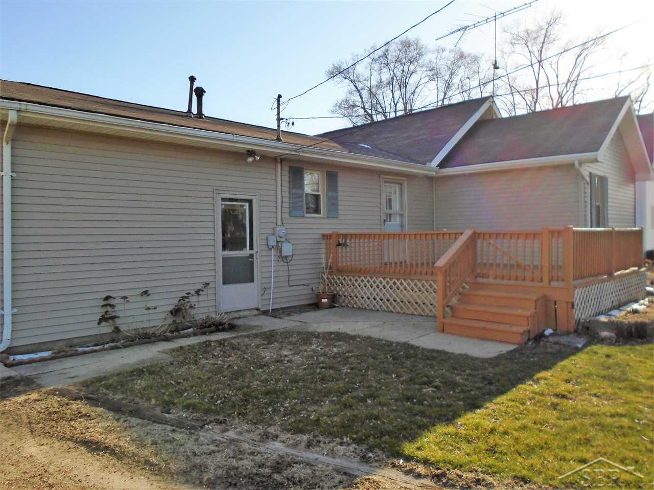 9420 Sanilac Road Reese, MI 48757 - Photo 3 of 35 31345151-2.JPG