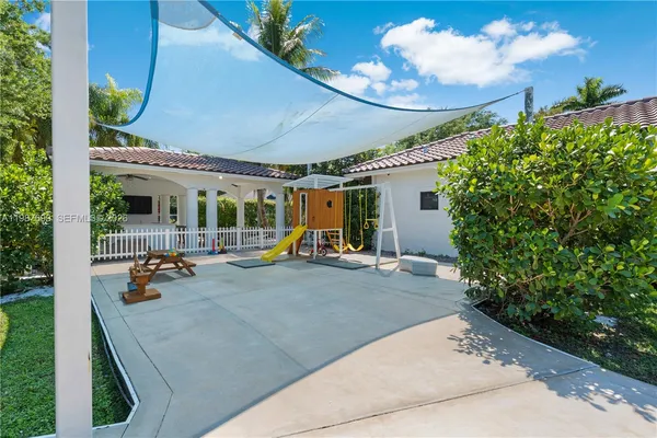 $1,950,000 | 16255 Southwest 82nd Avenue, Palmetto Bay, FL 33157