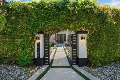 a view of a outdoor space