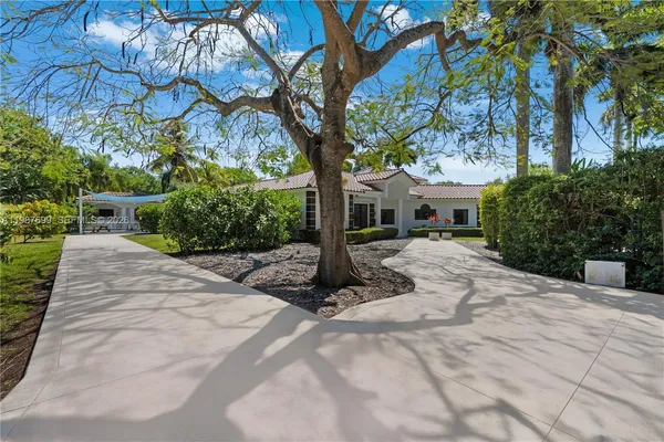 $1,950,000 | 16255 Southwest 82nd Avenue, Palmetto Bay, FL 33157