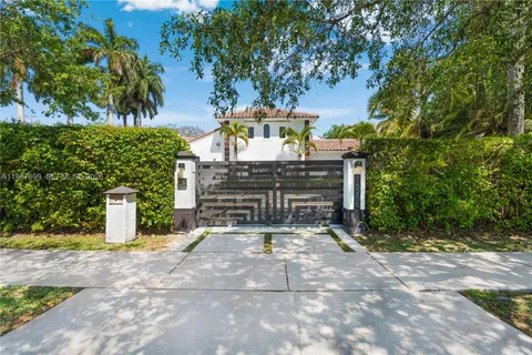 $1,950,000 | 16255 Southwest 82nd Avenue, Palmetto Bay, FL 33157