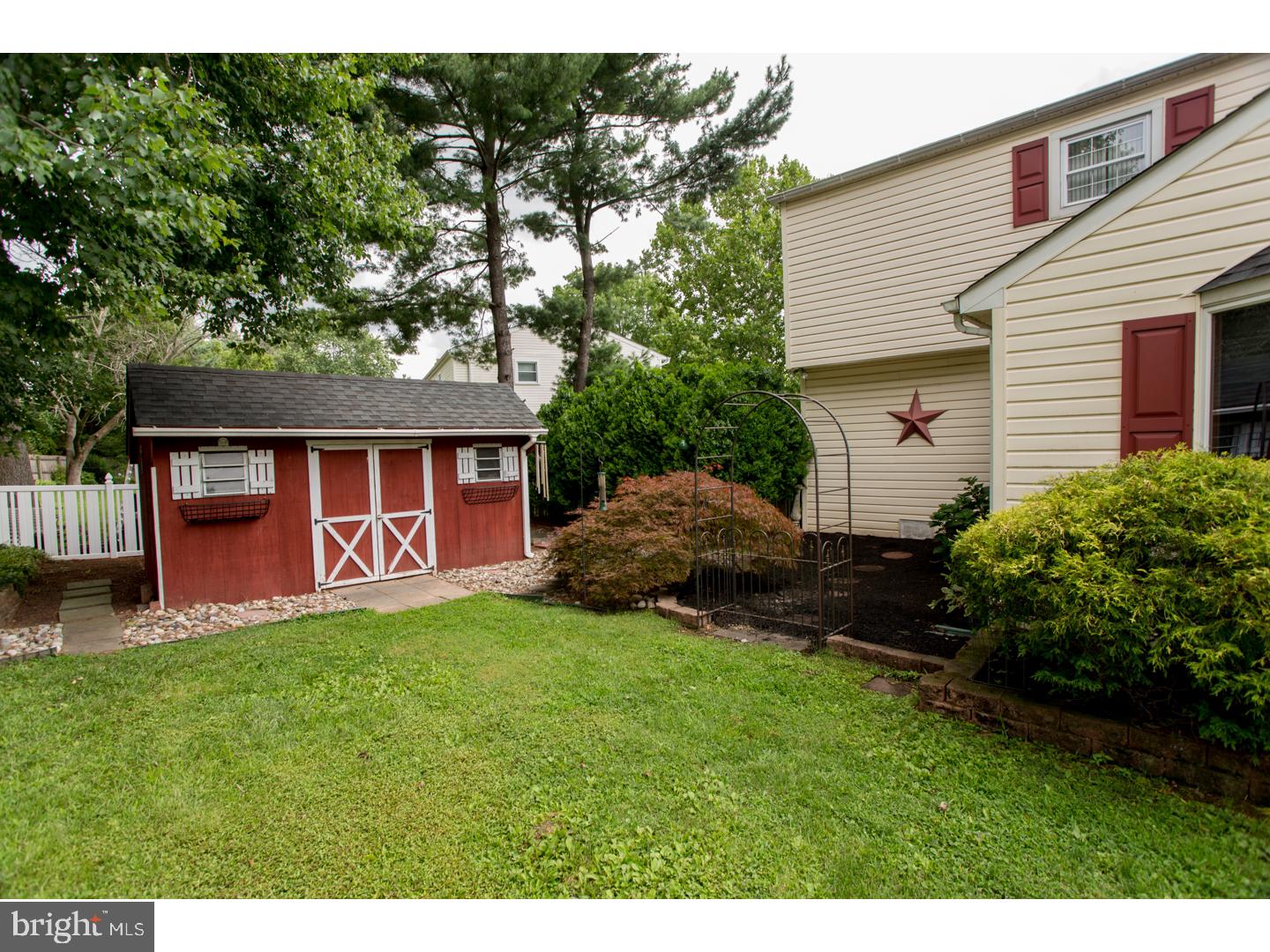983 Howard Road Warminster, PA 18974 - Photo 3 of 25 Gallery Image 3