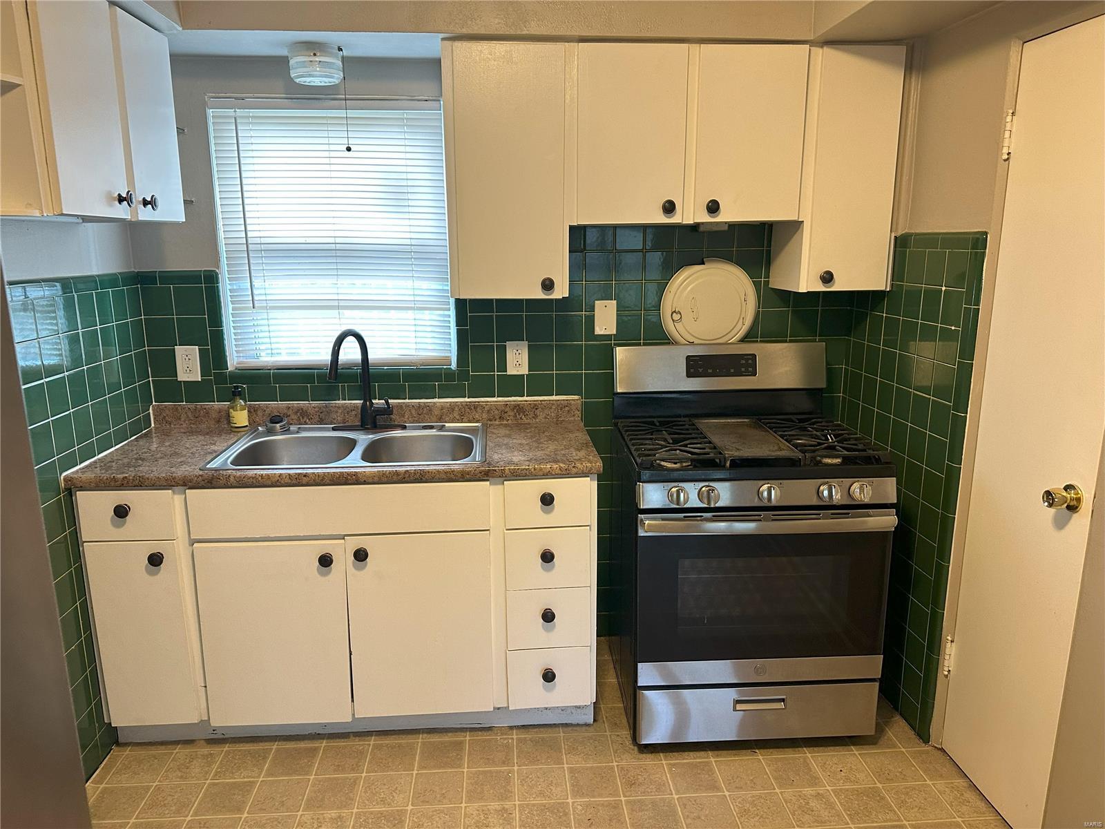 7020 Rohn Drive St. Louis, MO 63121 - Photo 8 of 11 Gallery Image 8