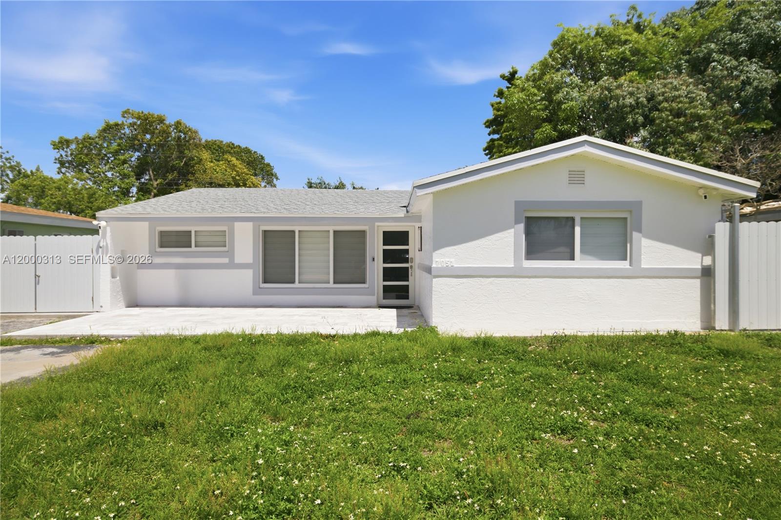 7051 Southwest 29th Street Miramar, FL 33023 - Photo 2 of 22