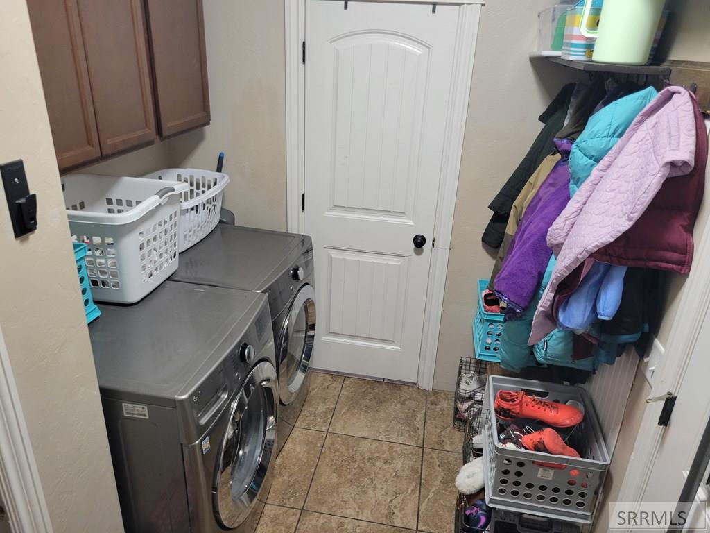 83 North Cambridge Drive Rigby, ID 83442 - Photo 13 of 45 LAUNDRY ROOM MAIN FLOOR