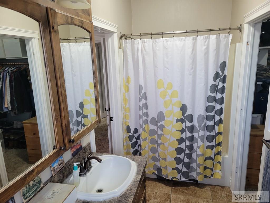 83 North Cambridge Drive Rigby, ID 83442 - Photo 21 of 45 MASTER BATHROOM