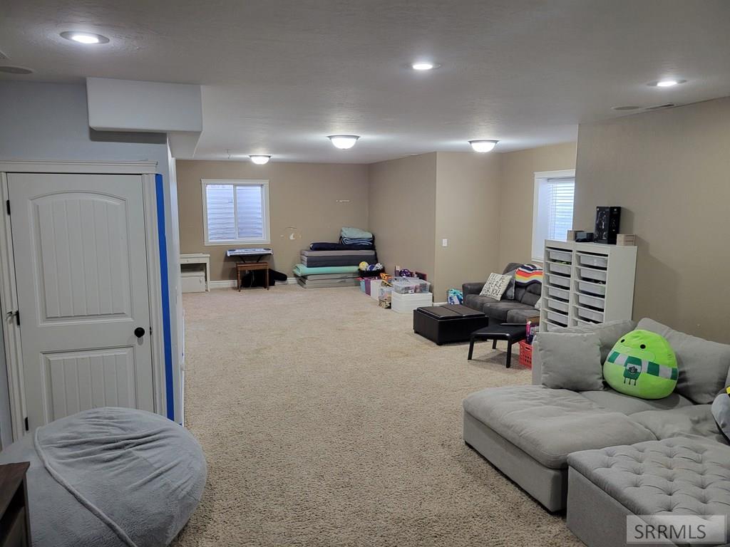 83 North Cambridge Drive Rigby, ID 83442 - Photo 32 of 45 FAMILY ROOM