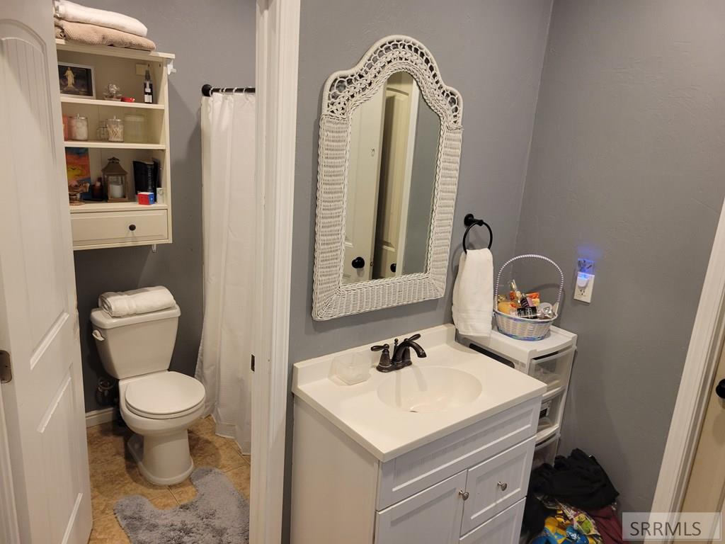 83 North Cambridge Drive Rigby, ID 83442 - Photo 33 of 45 DOWNSTAIRS BATHROOM