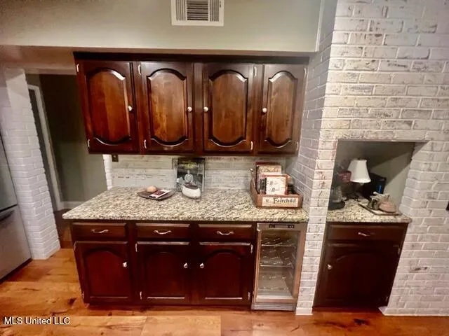 $349,000 | 35 Oakhurst Drive, Natchez, MS 39120