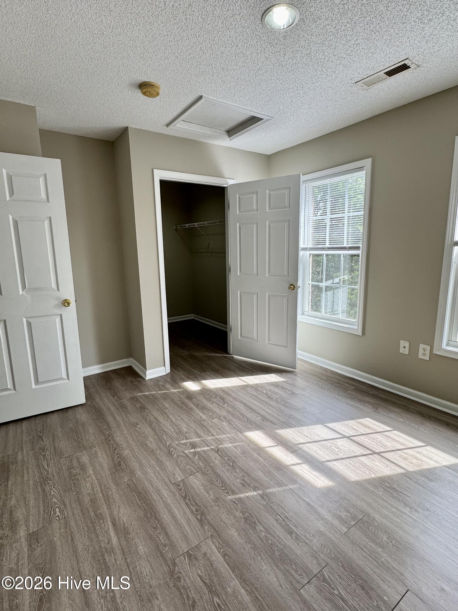 3001 MacGregor Downs Road, Unit 202 Greenville, NC 27834 - Photo 7 of 11 IMG_1575