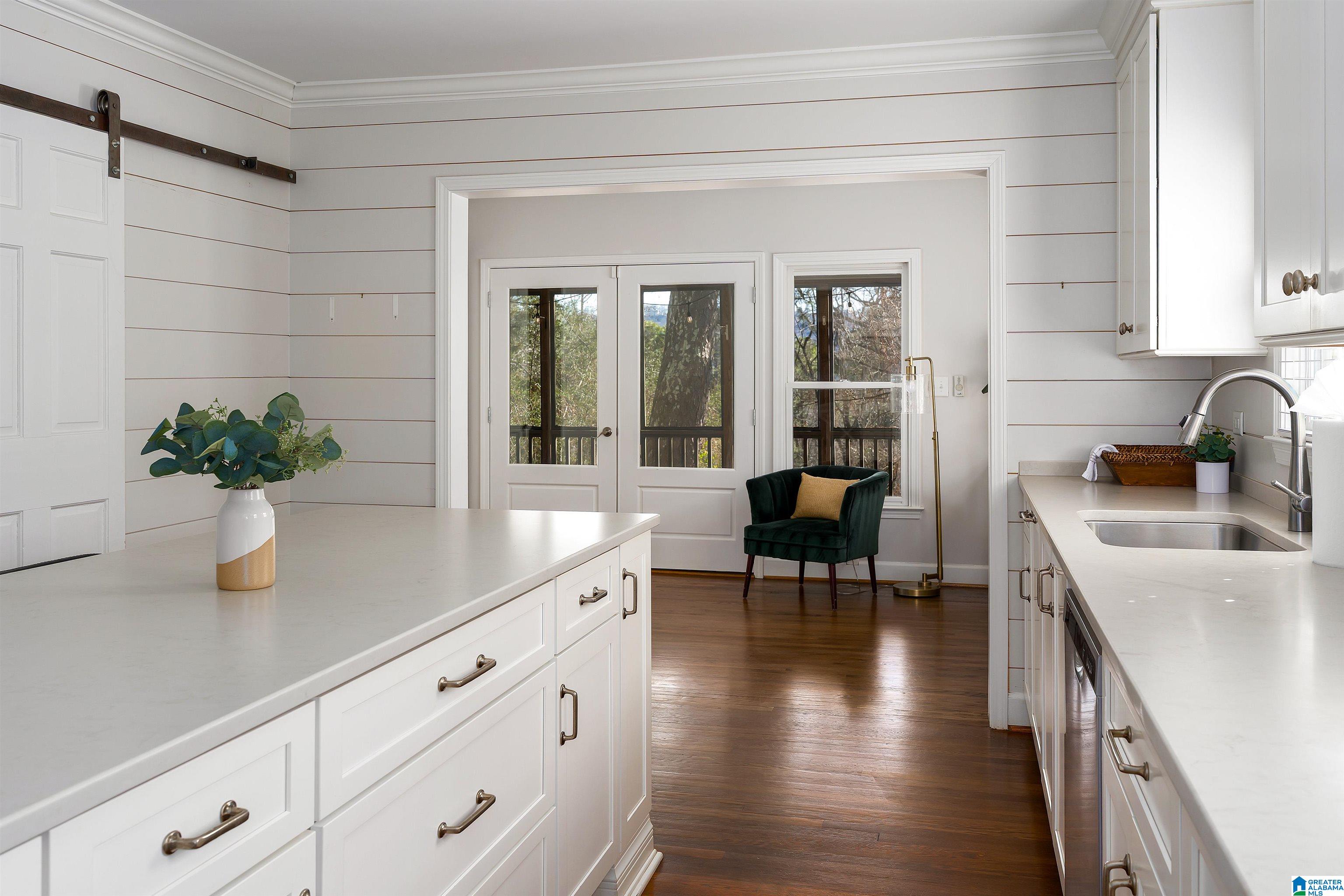 1745 Wellington Road Birmingham, AL 35209 - Photo 15 of 62