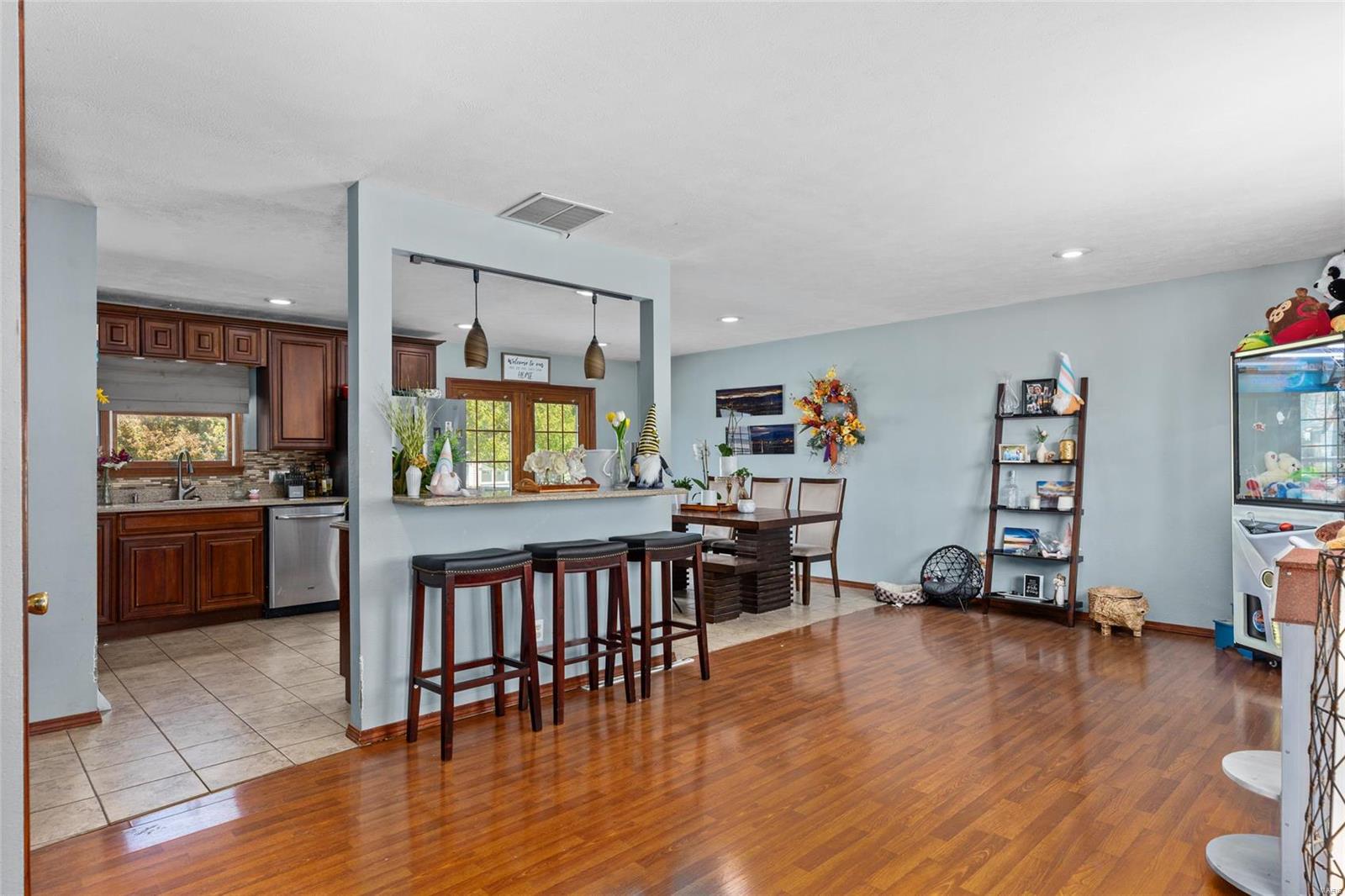 18 Ridge Drive Litchfield, IL 62056 - Photo 13 of 27 Gallery Image 13