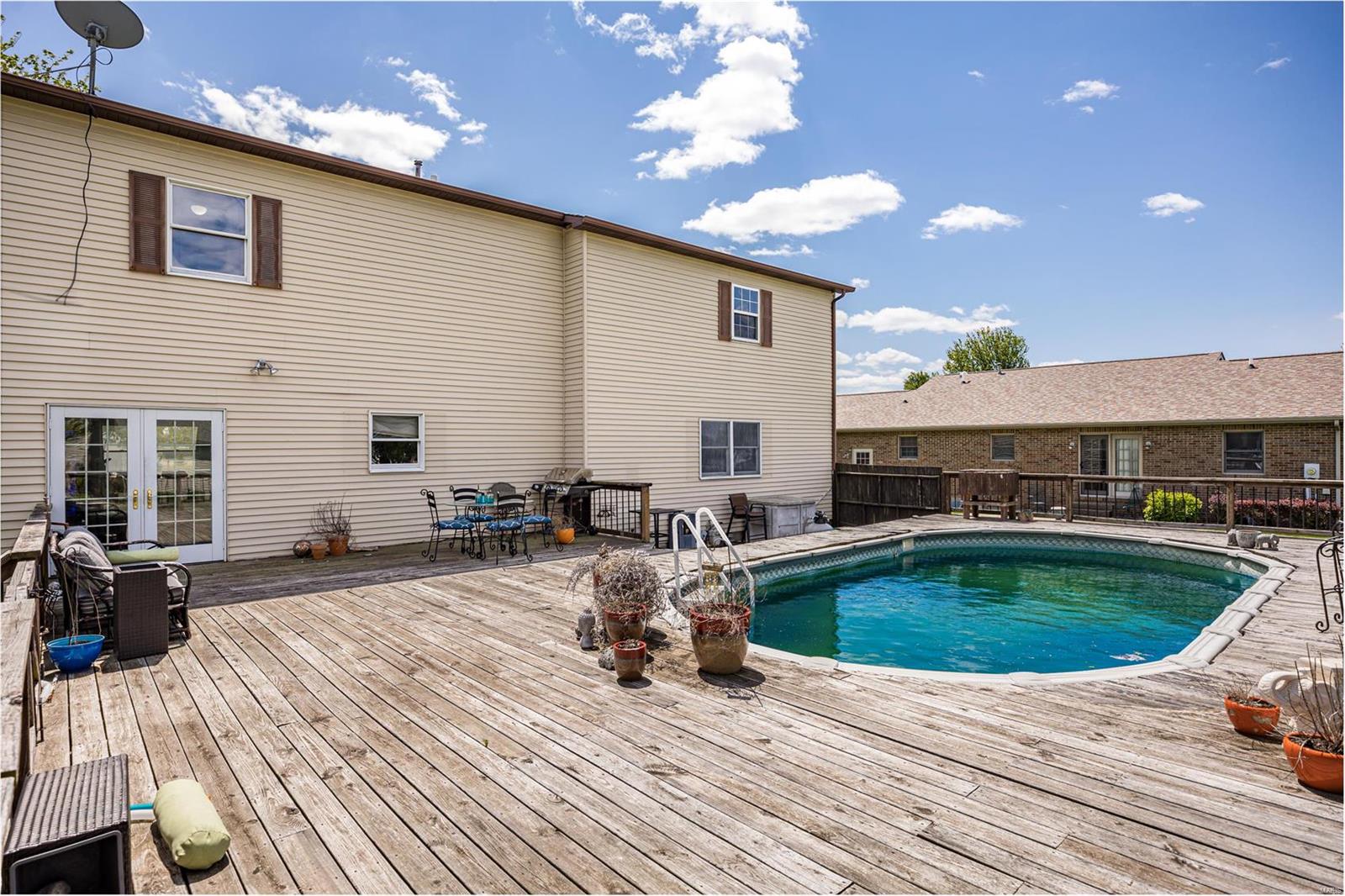 18 Ridge Drive Litchfield, IL 62056 - Photo 4 of 27 Gallery Image 4