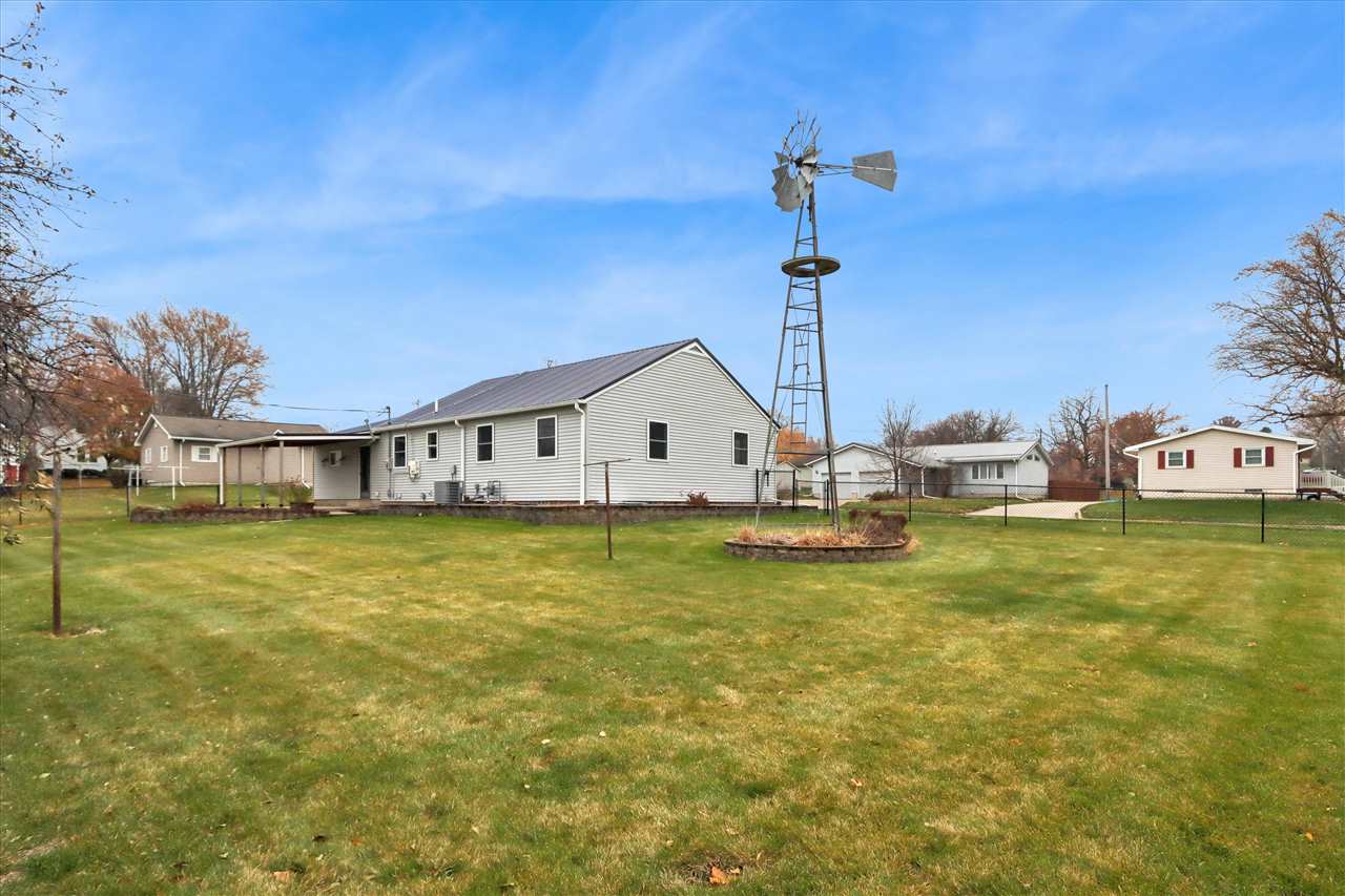 906 4th Street Victor, IA 52347 - Photo 34 of 38 Gallery Image 34