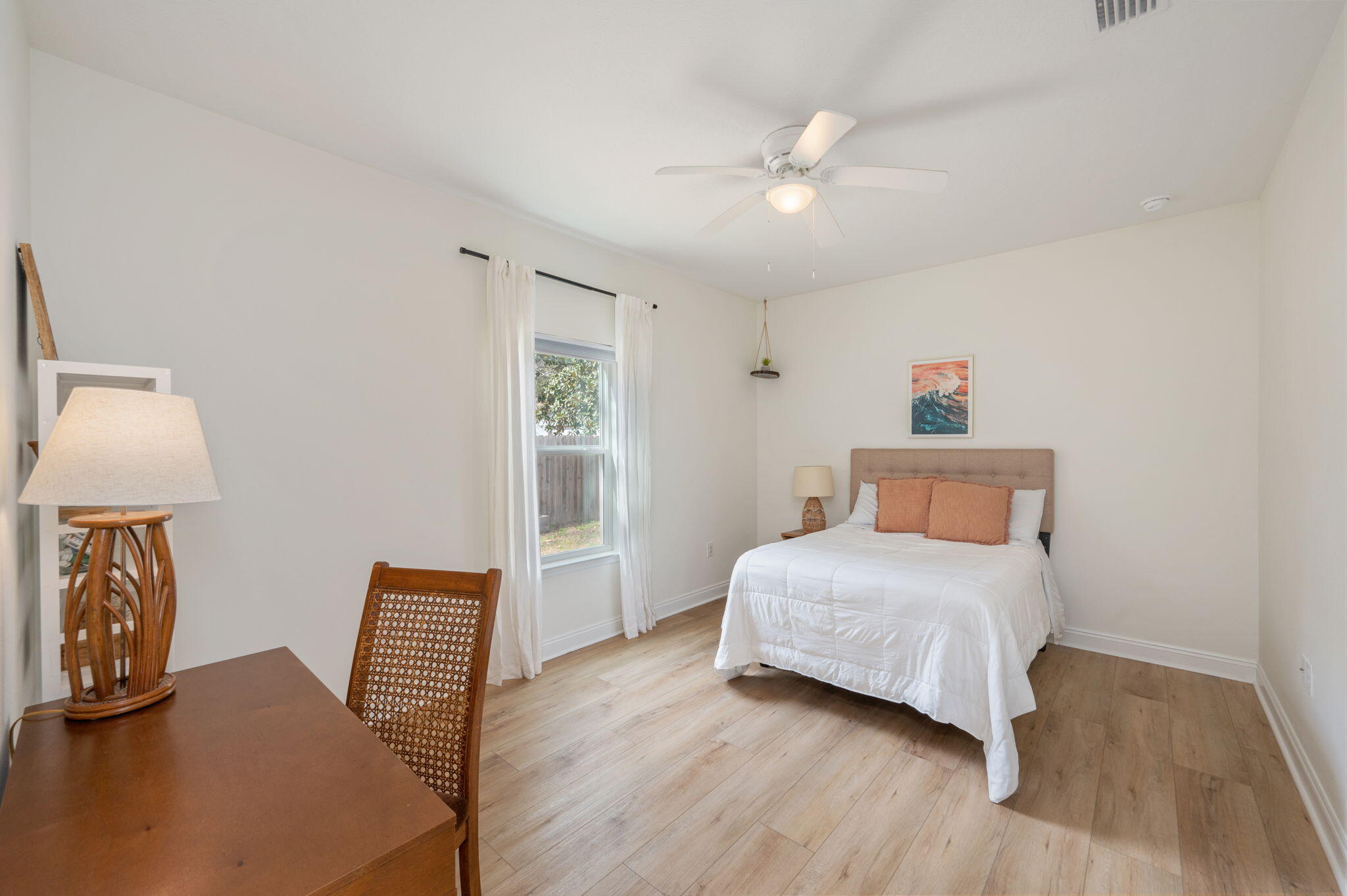 156 Oak Lane Crestview, FL 32536 - Photo 16 of 24 19-web-or-mls-156-oak-ln