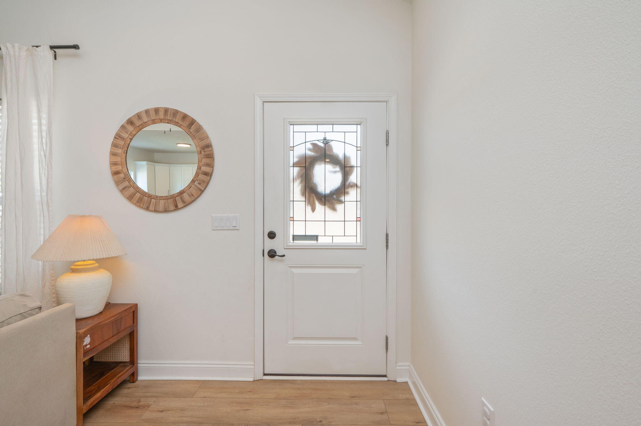 156 Oak Lane Crestview, FL 32536 - Photo 4 of 24 6-web-or-mls-156-oak-ln