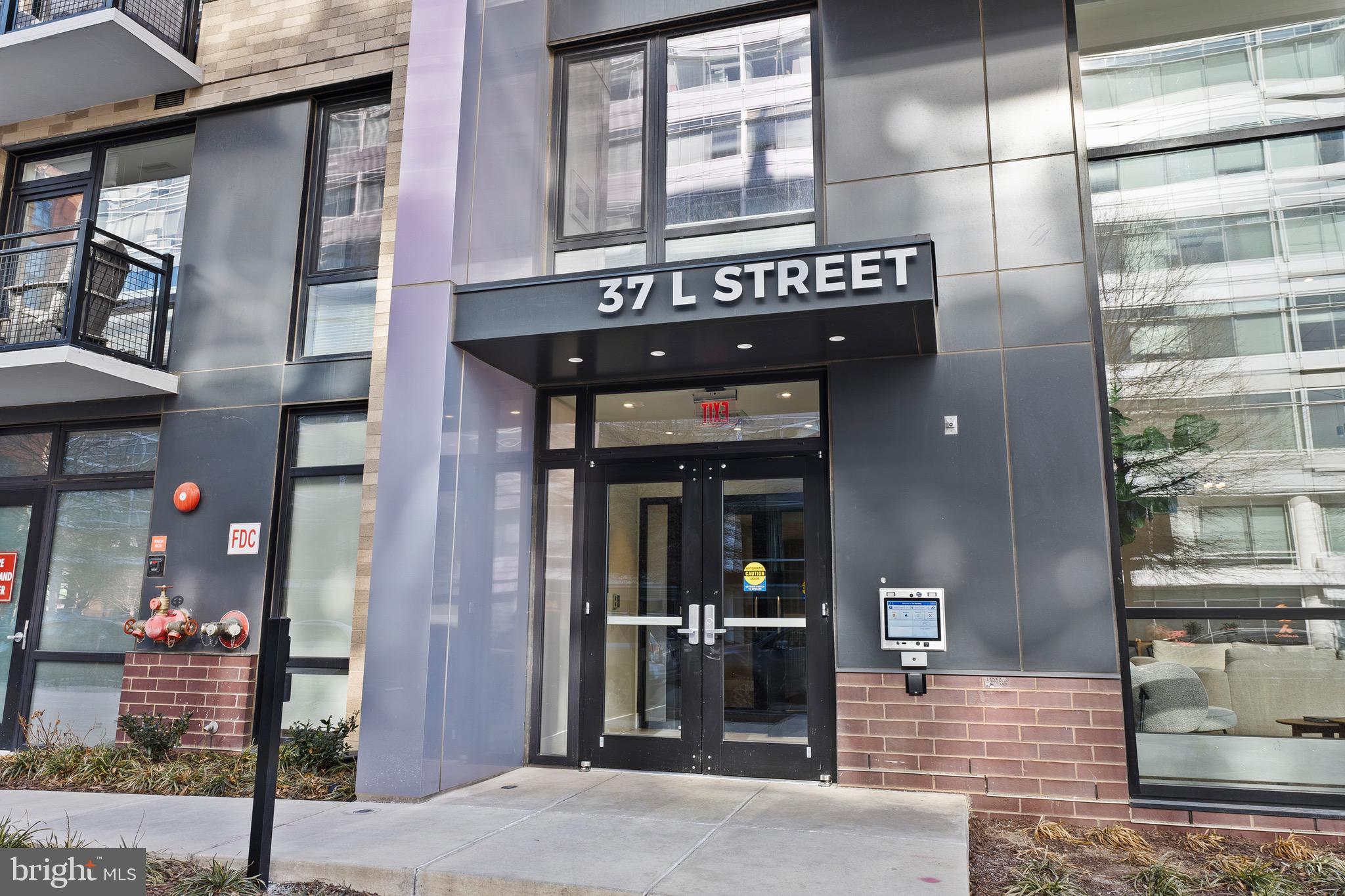37 L Street Southeast, Unit 908 Washington, DC 20003 - Photo 20 of 20