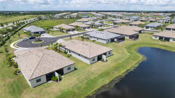 $2,700 | 5537 Tidal Breeze Cove, Bradenton, FL 34211