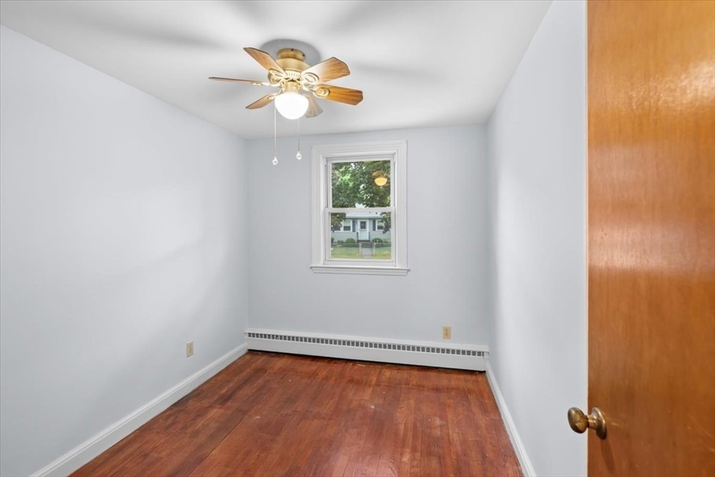 2 Margaret Road Foxboro, MA 02035 - Photo 17 of 29