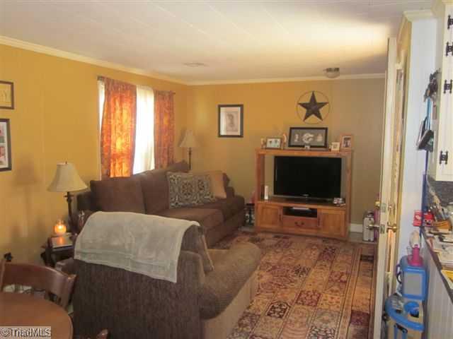 2470 Ashland Road Ruffin, NC 27326 - Photo 8 of 16 Den/Family/Great Room. Den