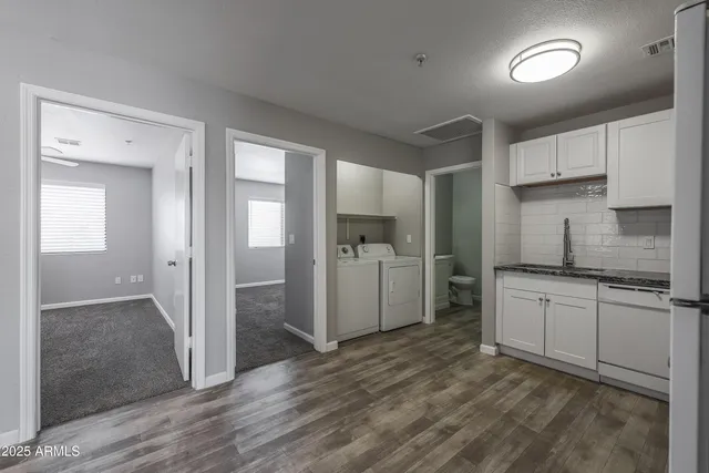 $1,545 | 16033 North 25th Street, Unit 214, Phoenix, AZ 85032