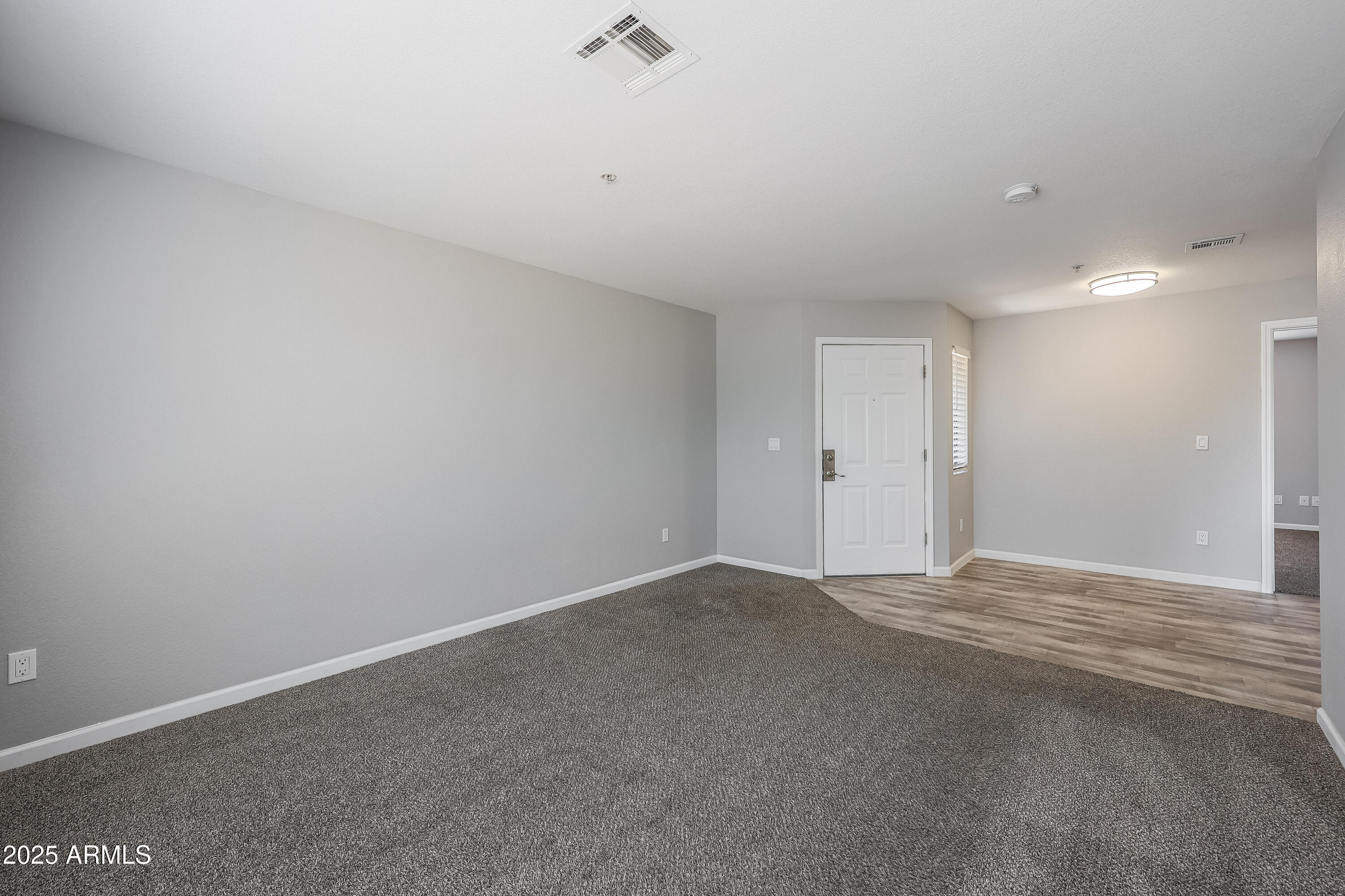 16033 North 25th Street, Unit 214 Phoenix, AZ 85032 - Photo 4 of 20 4I4A2270