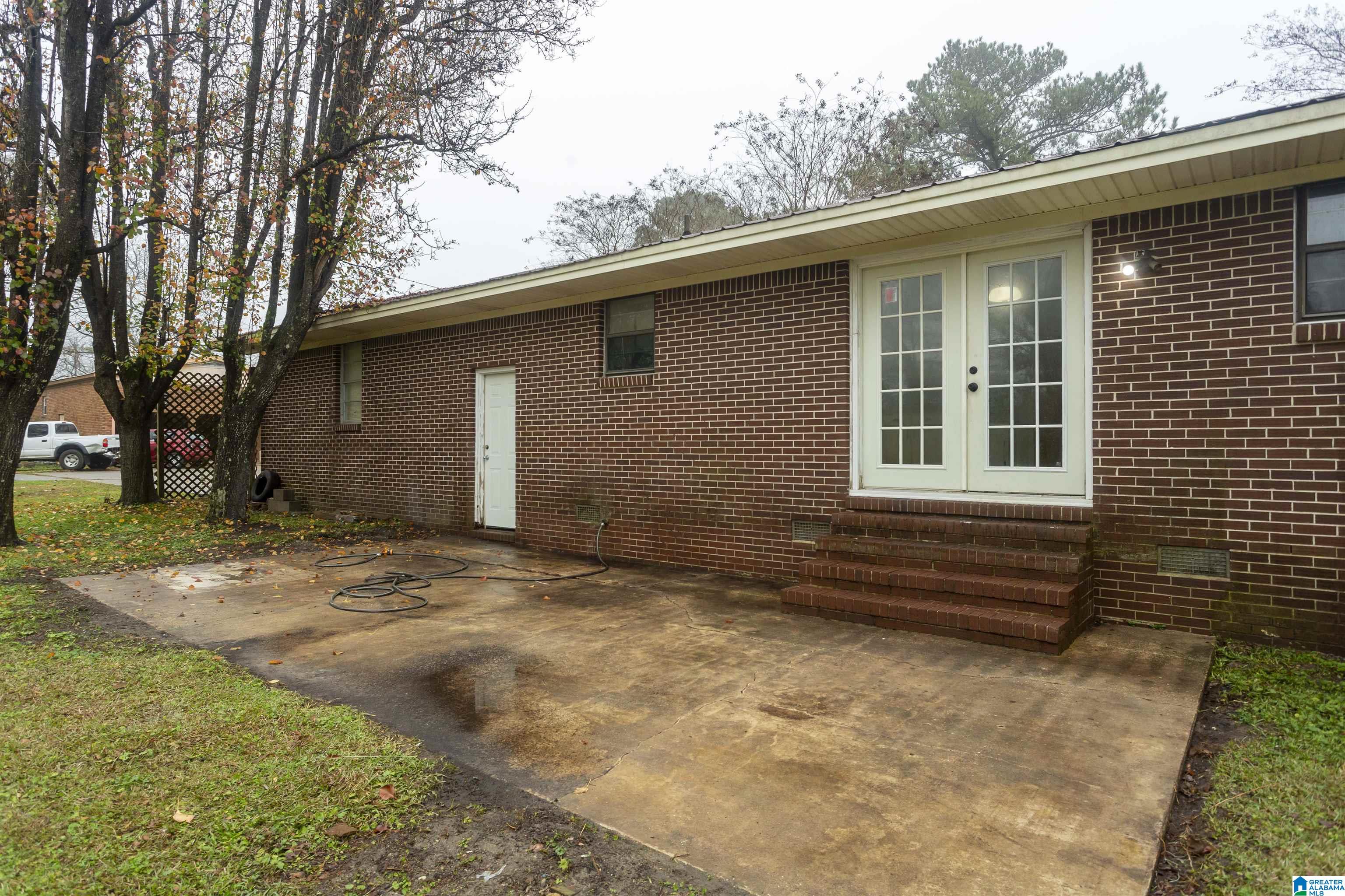 300 Edgewood Street Clanton, AL 35045 - Photo 12 of 33