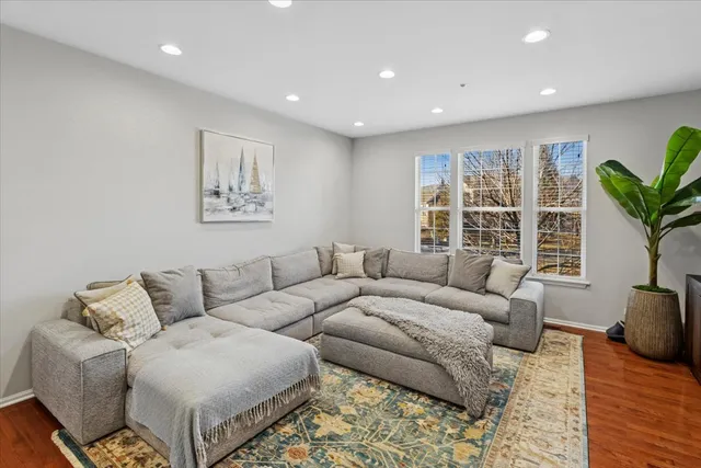 $475,000 | 2609 North Greenwood Avenue, Arlington Heights, IL 60004