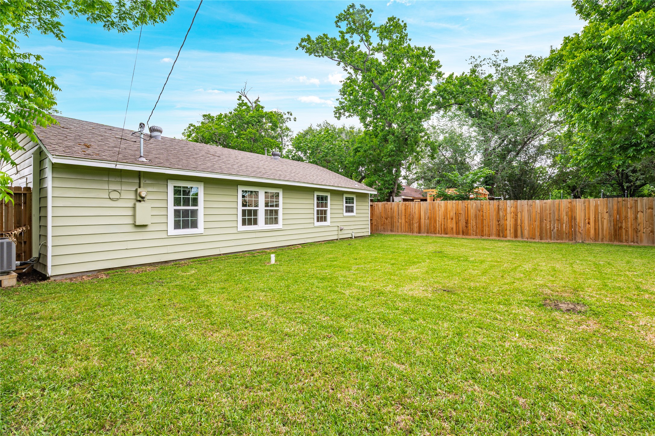 504 Burke Road Pasadena, TX 77506 - Photo 25 of 26